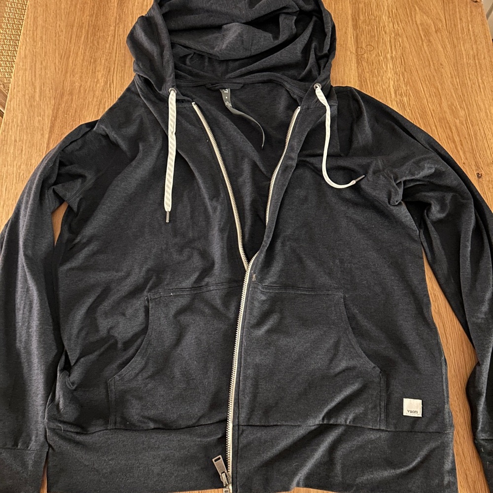 Vuori Women’s Navy Zip-Up Sweatshirt